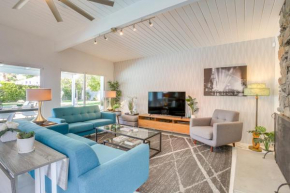 1 Mi to Dtwn Palm Springs Home with Pool!